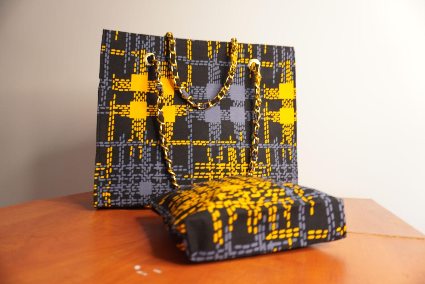 Ankara Digital Kente Tote Bag - Black & Gold Pixel